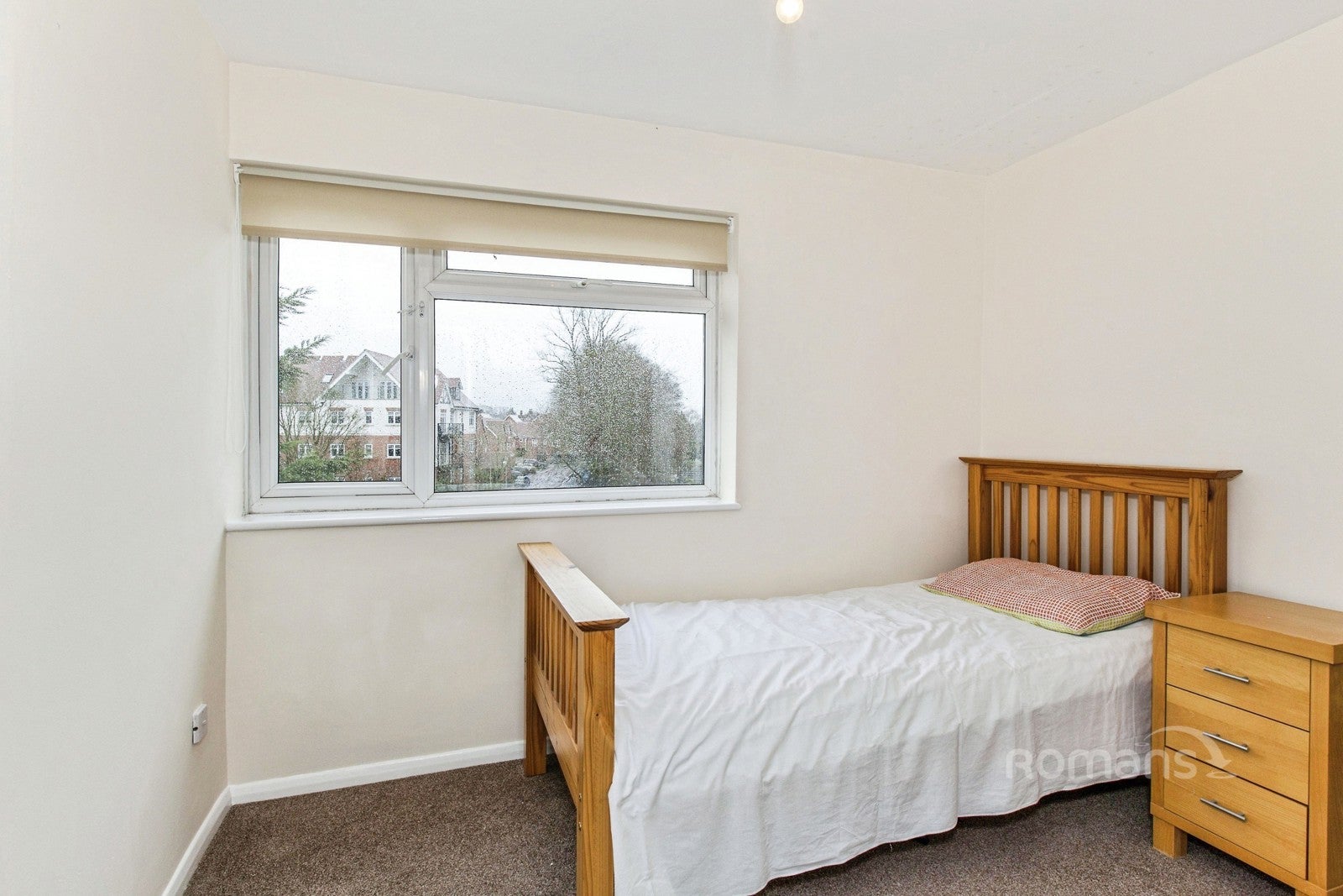 Flat Croxley Rise in Maidenhead