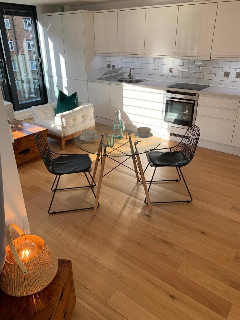 Flat Rutherford Street in Newcastle upon Tyne