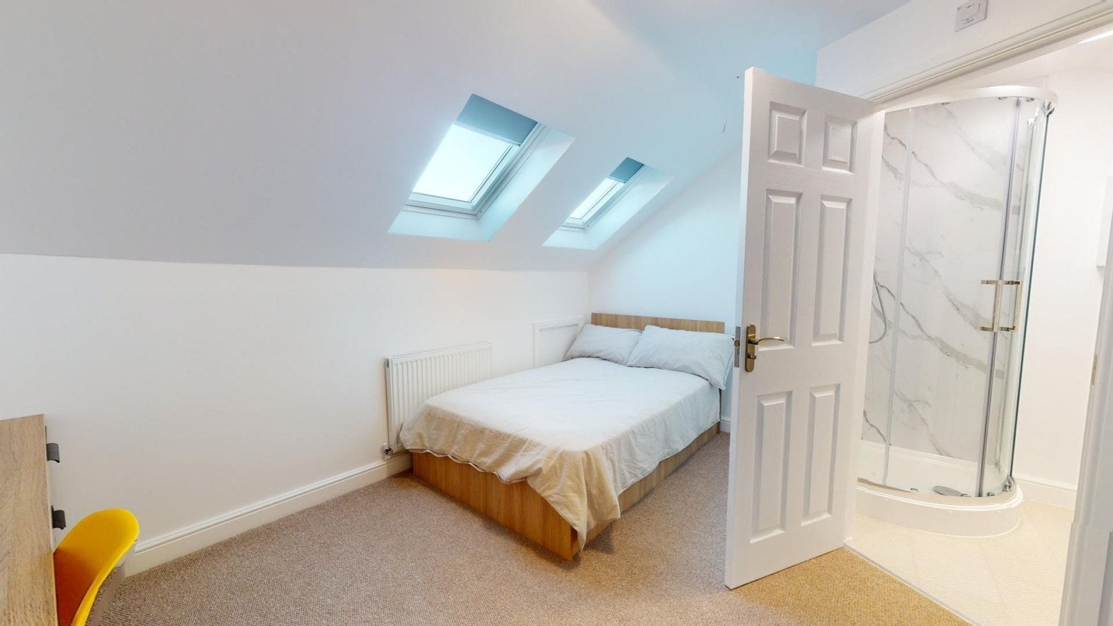 Flat Derby Road in Charnwood