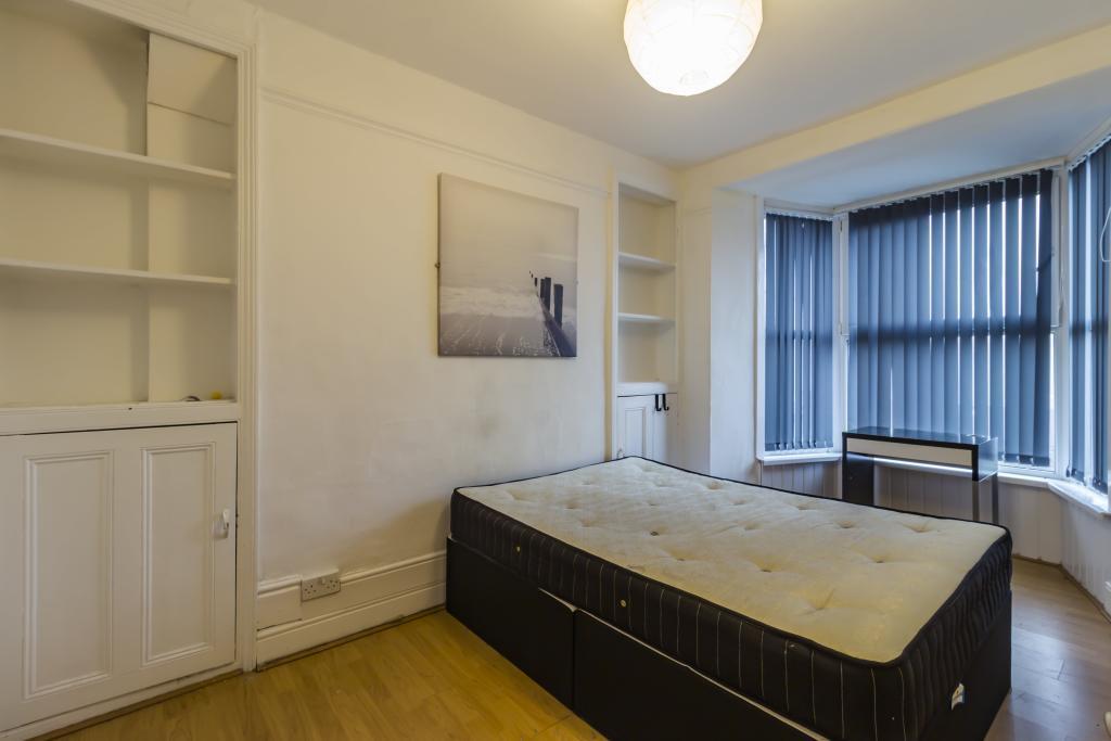 Room Laura Street in Pontypridd