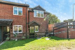 House Anstey Place in Burghfield