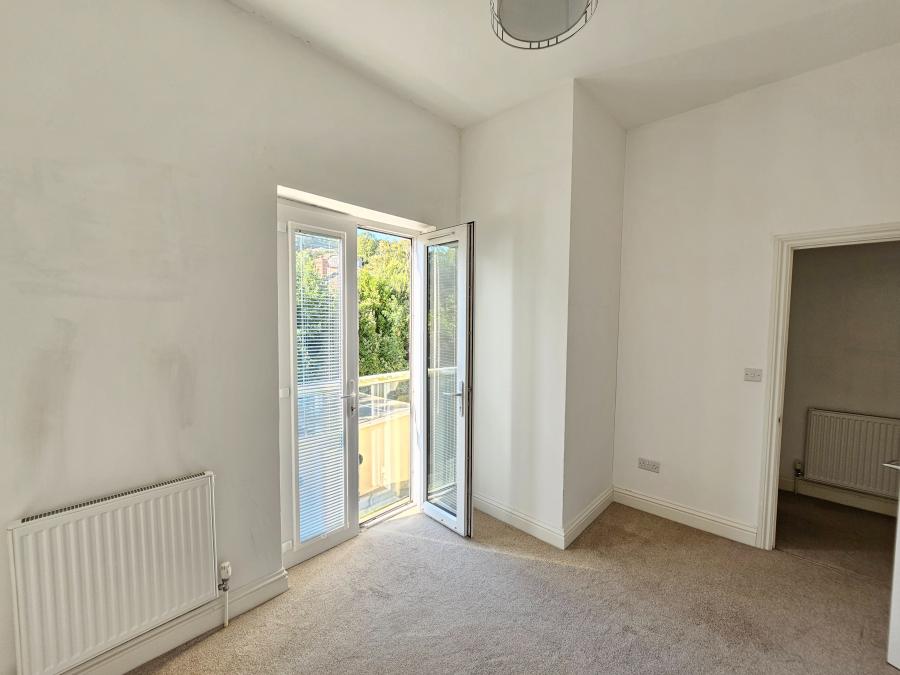 Flat Kew Road in Weston-super-Mare