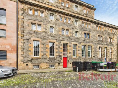 Flat East Cromwell Street in City of Edinburgh