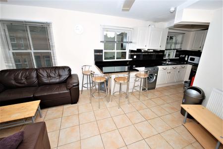 Room George Street in Royal Leamington Spa
