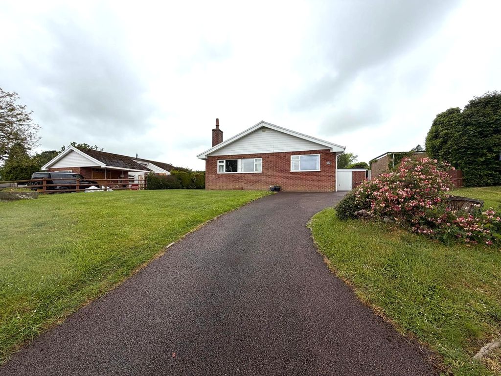 House Mount Way in St. Weonards