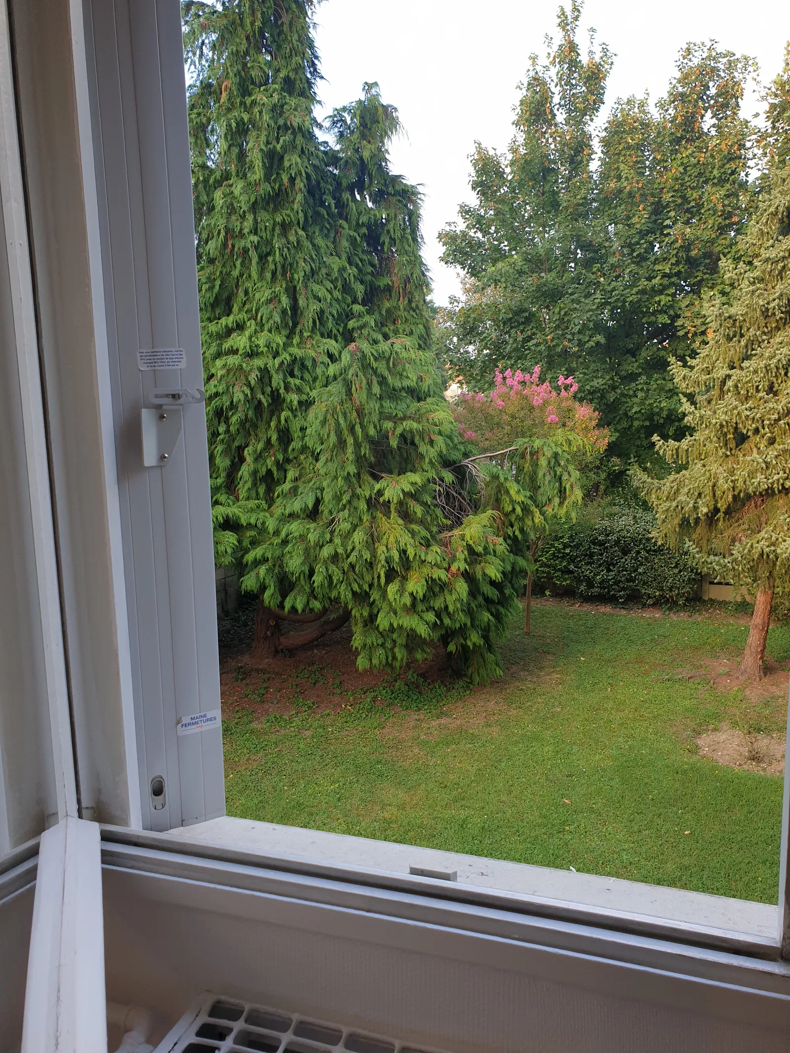 Room Rue Paul Vaillant Couturier in Thiais