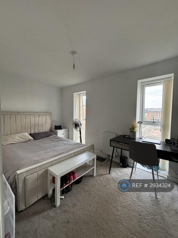 Room Shergar Way in Salford