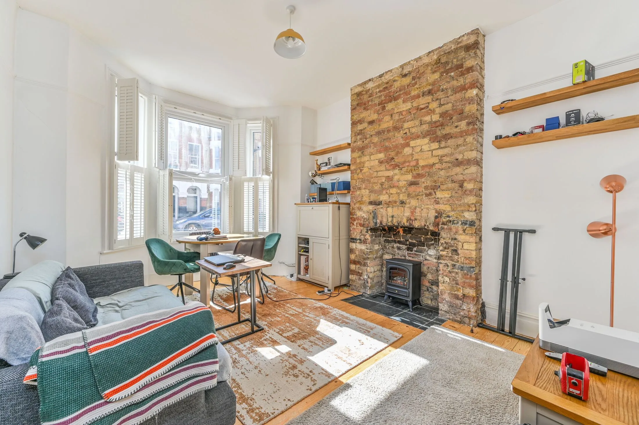 Flat Rita Road in Greater London
