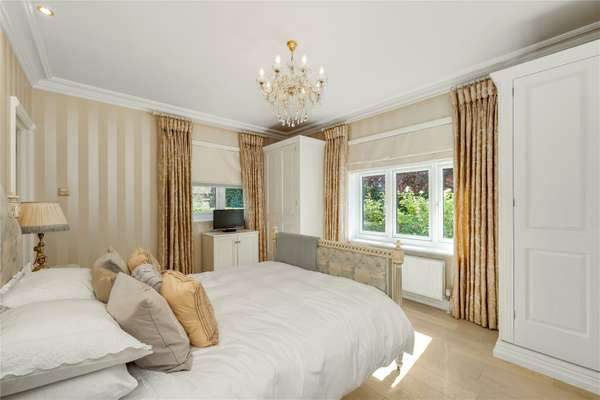 Flat Lilley Drive in Reigate and Banstead