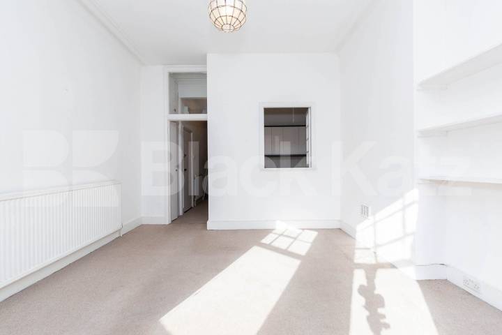 Flat Park Road in Greater London