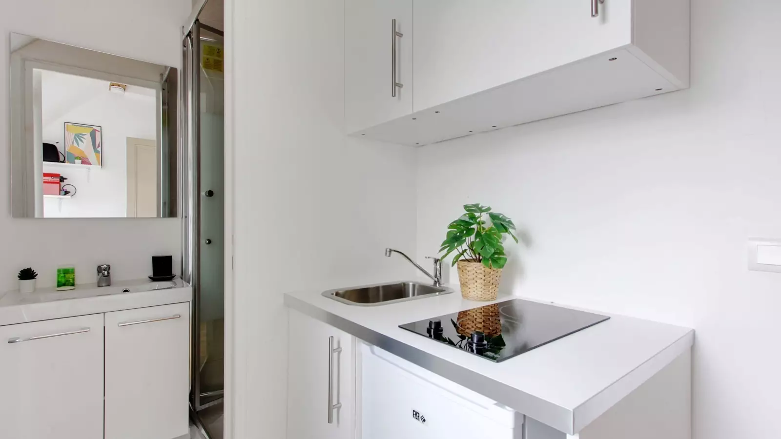 Appartement Avenue Raymond Poincaré à Paris