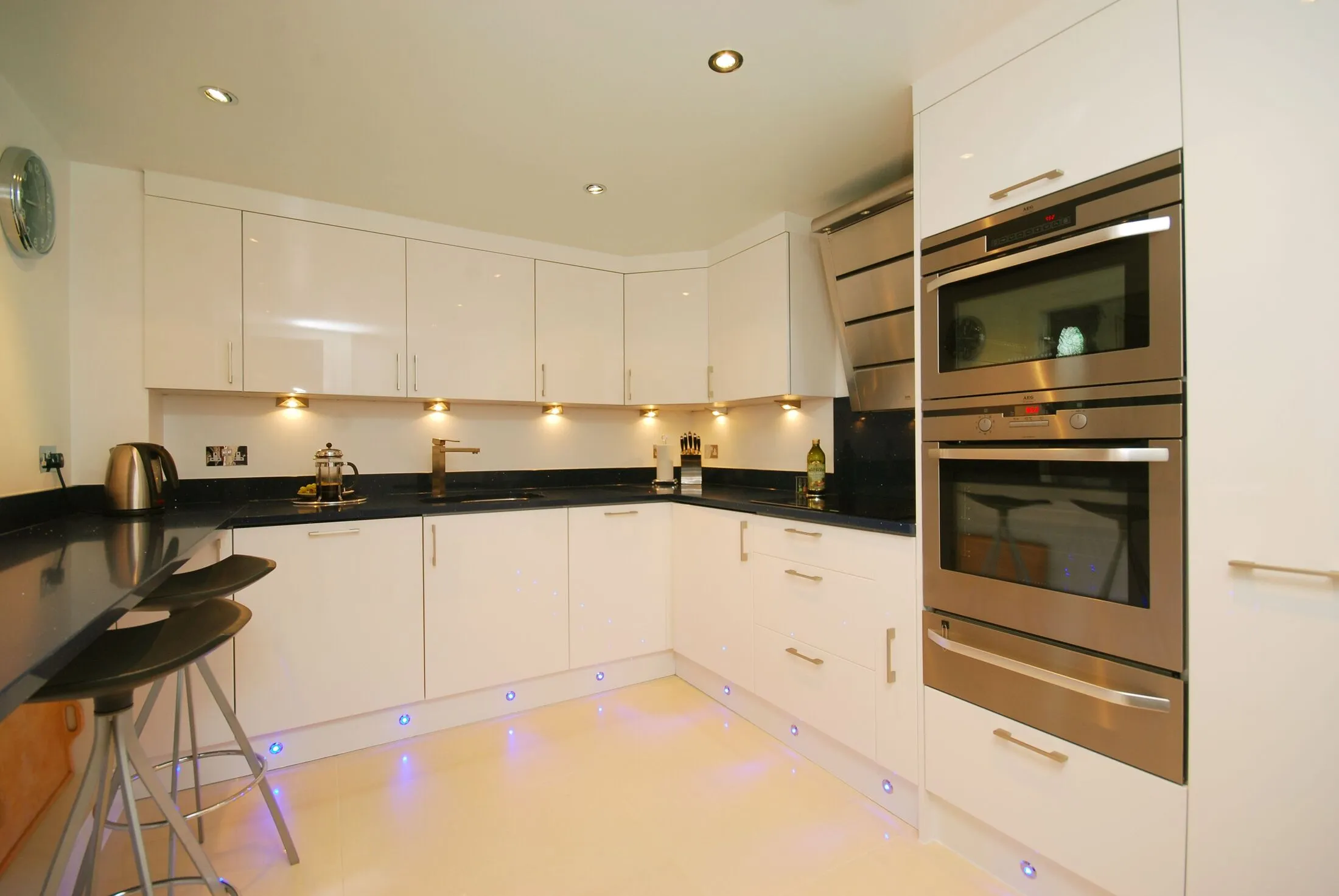 Flat Gloucester Square in City of Westminster