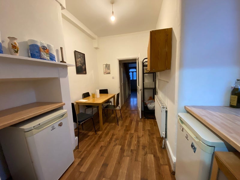 Room Northcott Avenue in Greater London