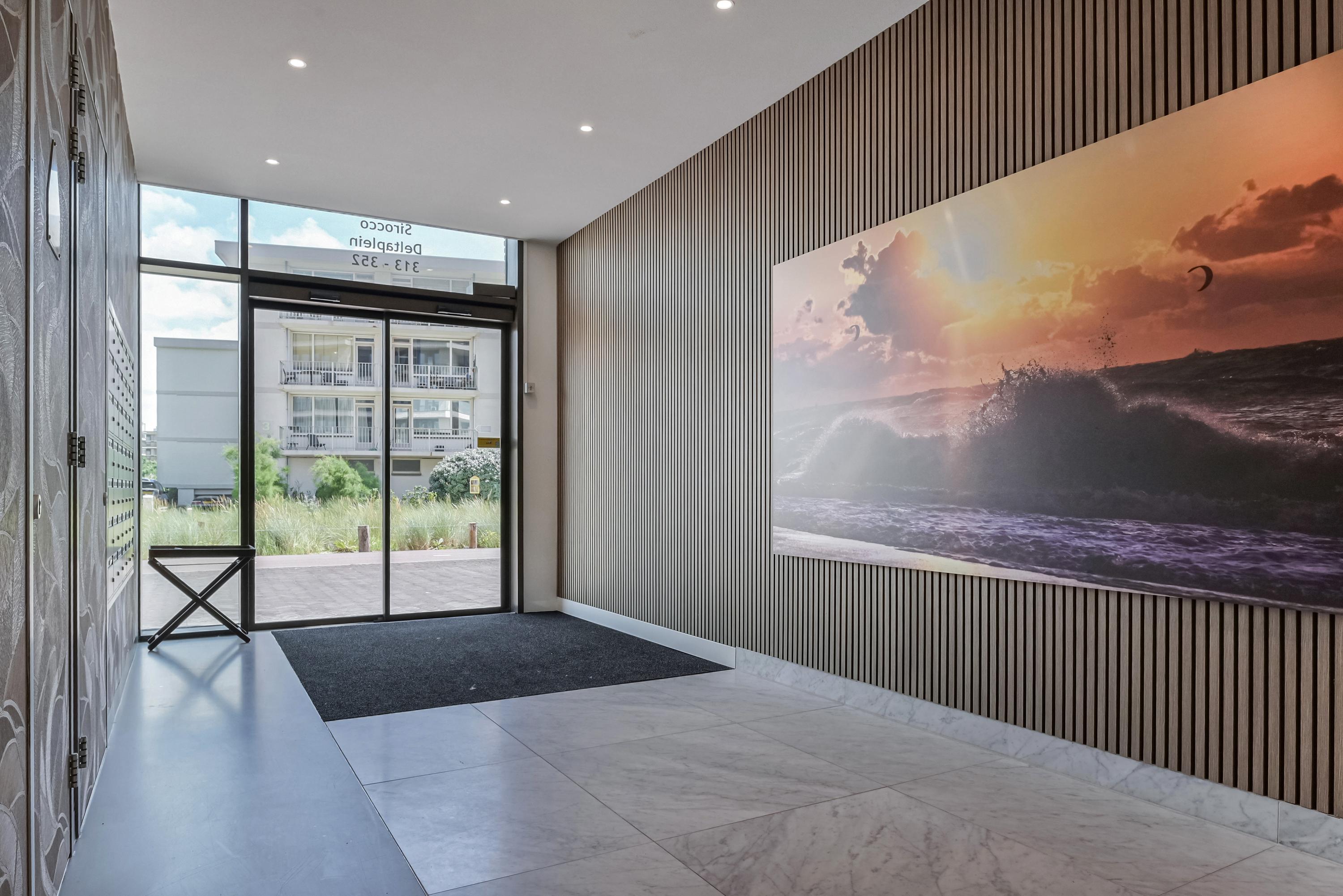 Appartement te koop: Deltaplein 351, 'S-Gravenhage