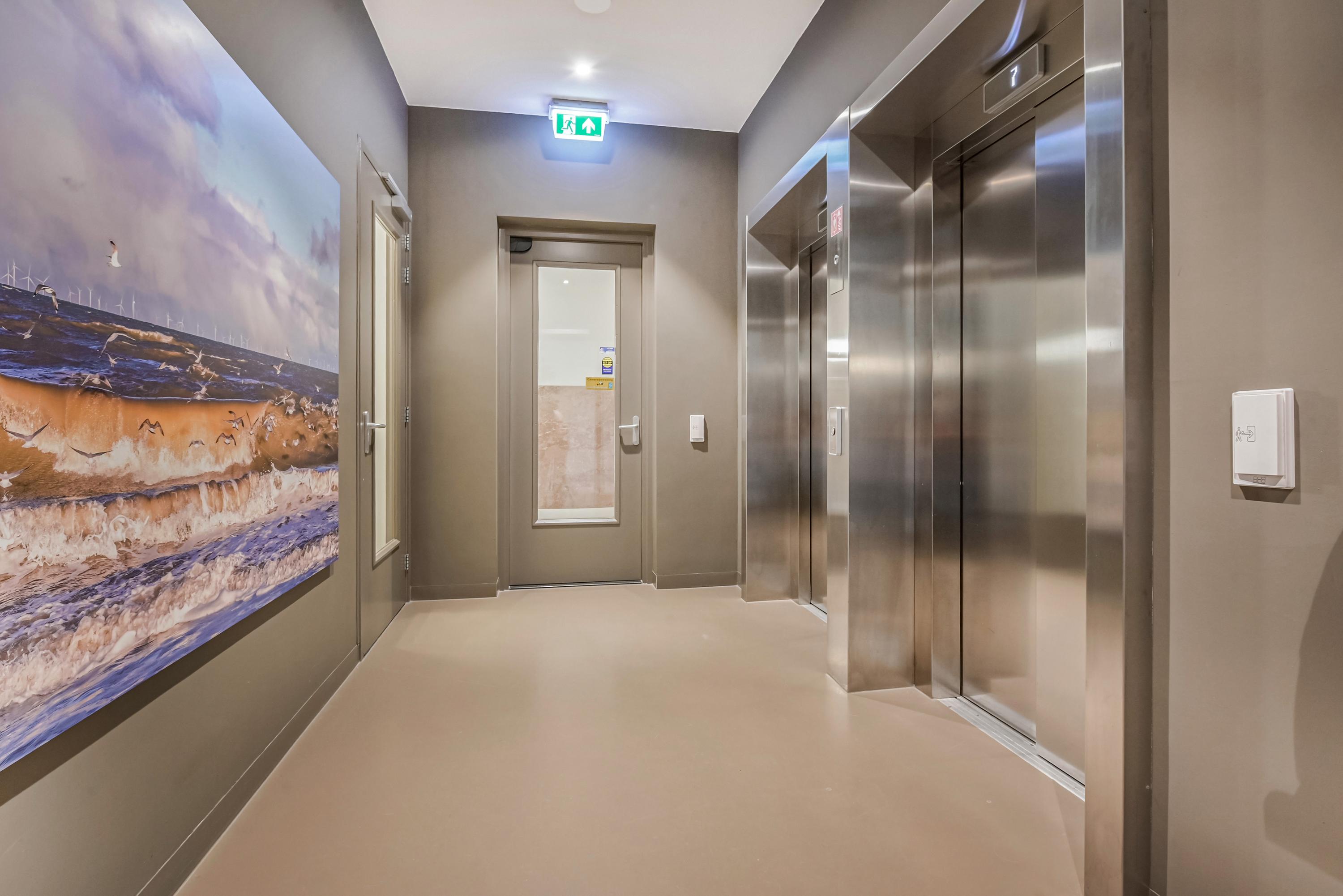 Appartement te koop: Deltaplein 351, 'S-Gravenhage