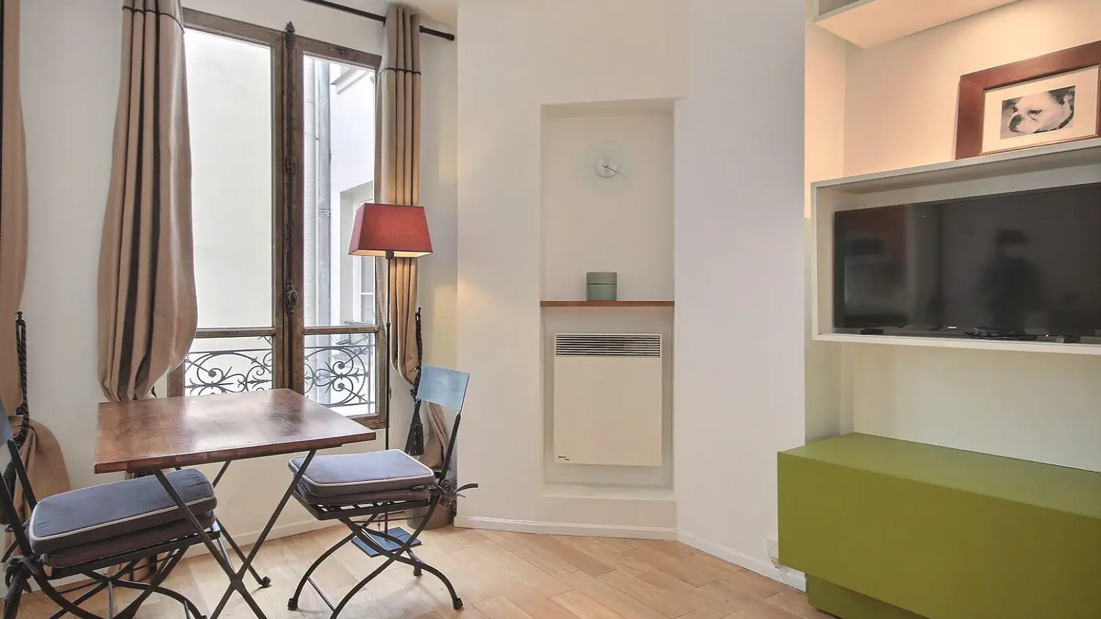 Flat Rue de Seine in Paris