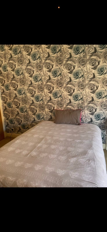 Room White Street in Glasgow