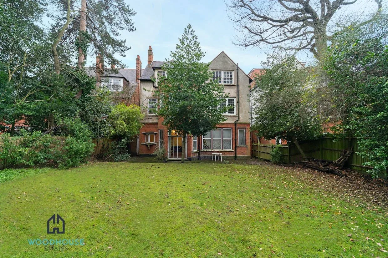 House Bracknell Gardens in London