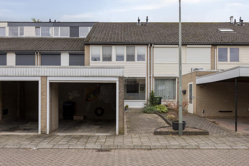 Huis Admiraal Helfrichstraat 16 in Roermond