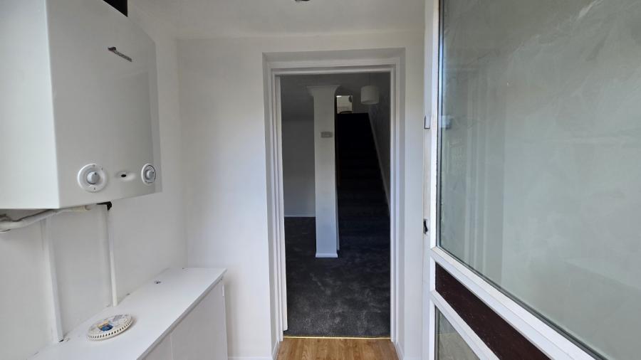 House Petersham Close in Milton Keynes