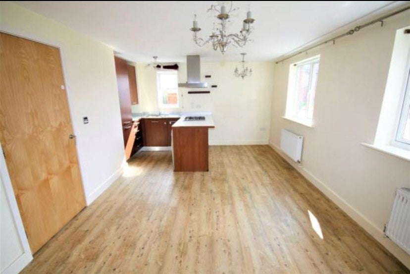 Flat Chiltern Close in Chelmsford