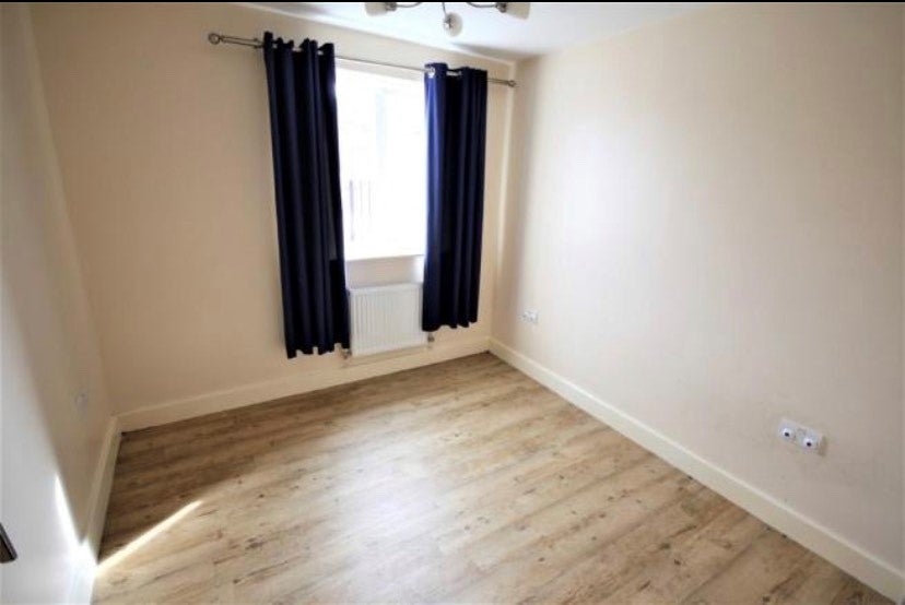 Flat Chiltern Close in Chelmsford