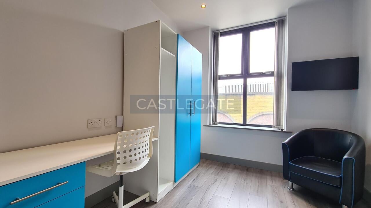 Room Dundas Street in Huddersfield