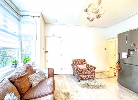 Flat Mildred Avenue in Watford