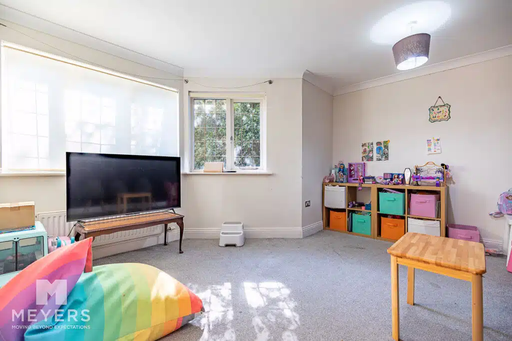 Flat Derby Road in Bournemouth