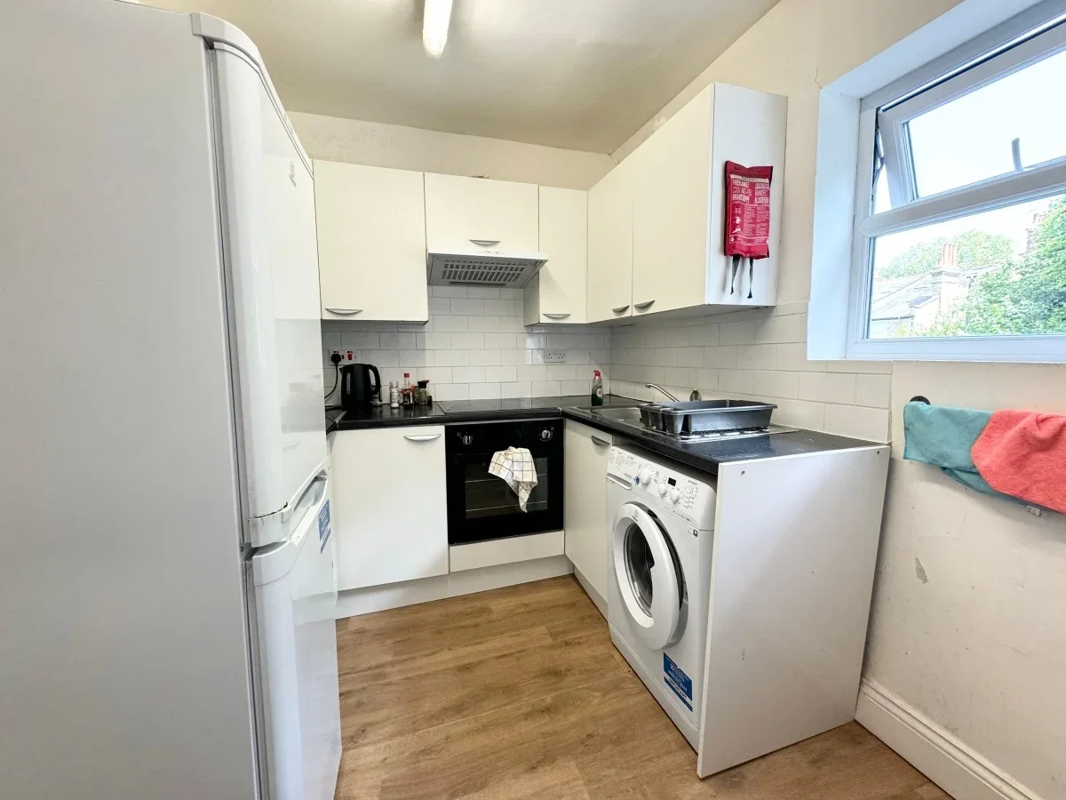 Room Langdon Park Road in Greater London