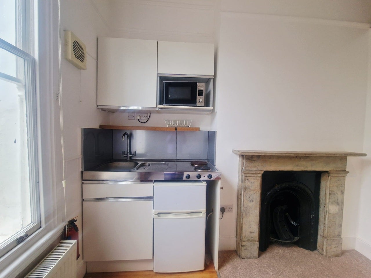 Flat Guildford Road in Greater London