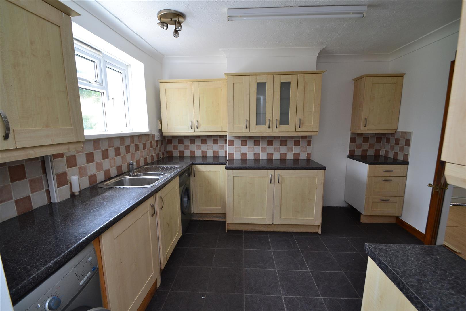 House Broadway in Charnwood