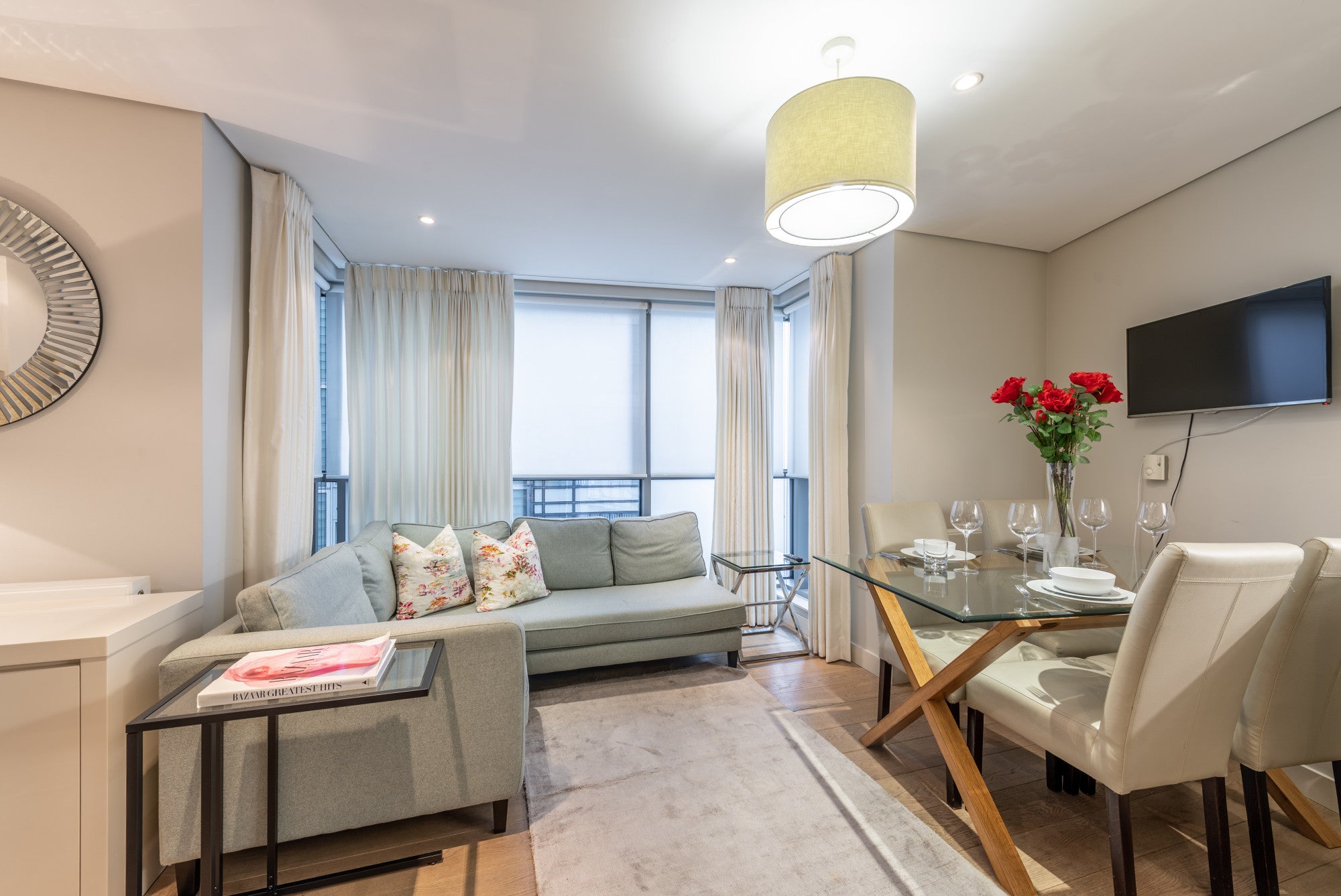 Flat Merchant Square in City of Westminster