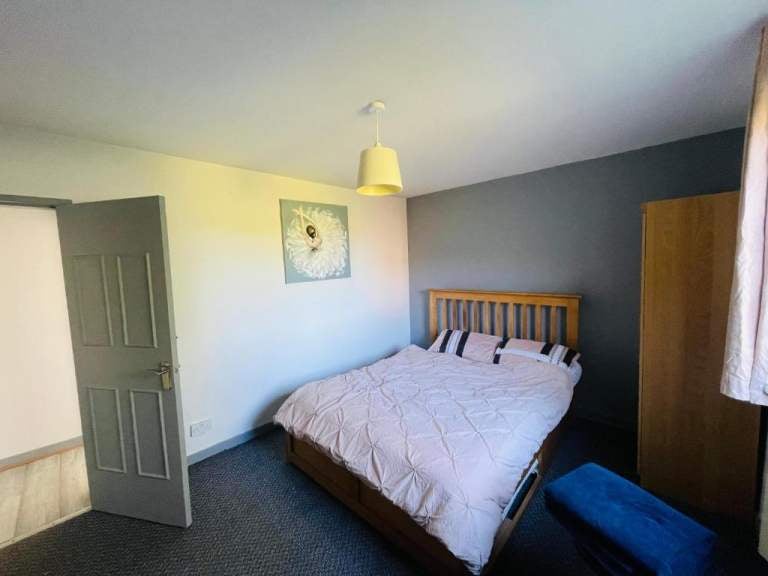 Flat Gorgie Road in City of Edinburgh