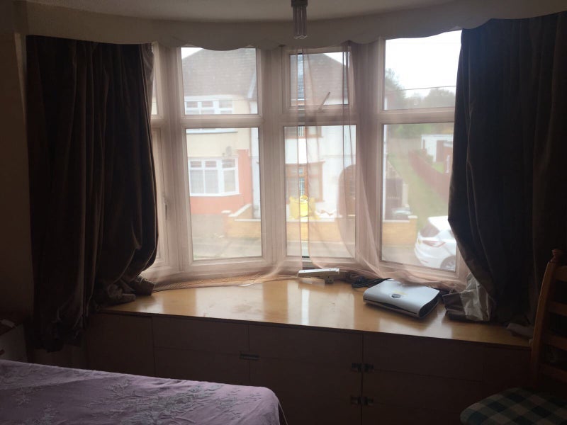 Room Douglas Road in Luton