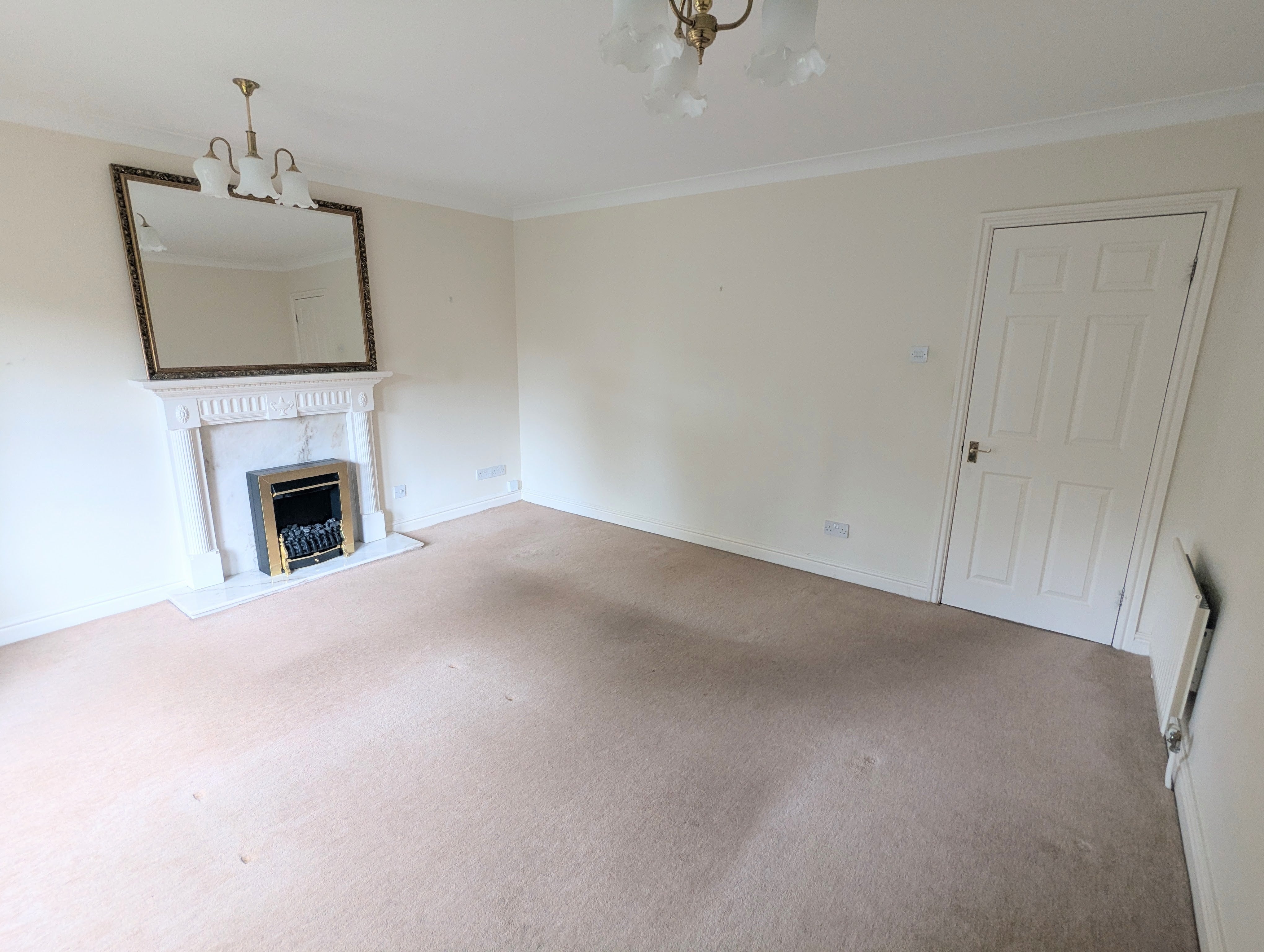Flat Coniscliffe Road in Darlington