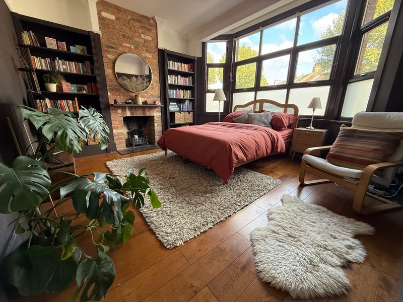 Room Central Park Road in Greater London