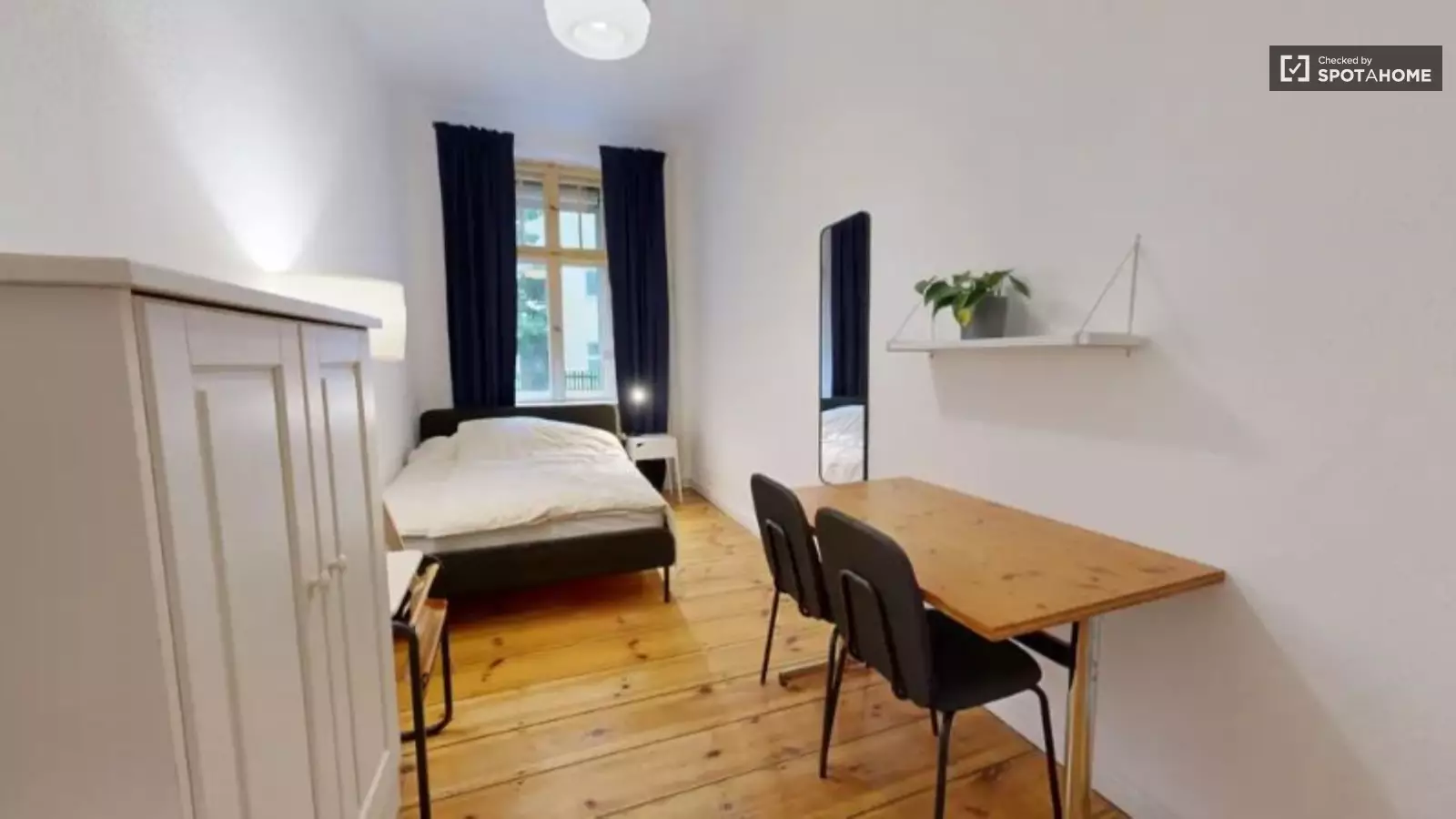 Zimmer Thaterstraße in Berlin