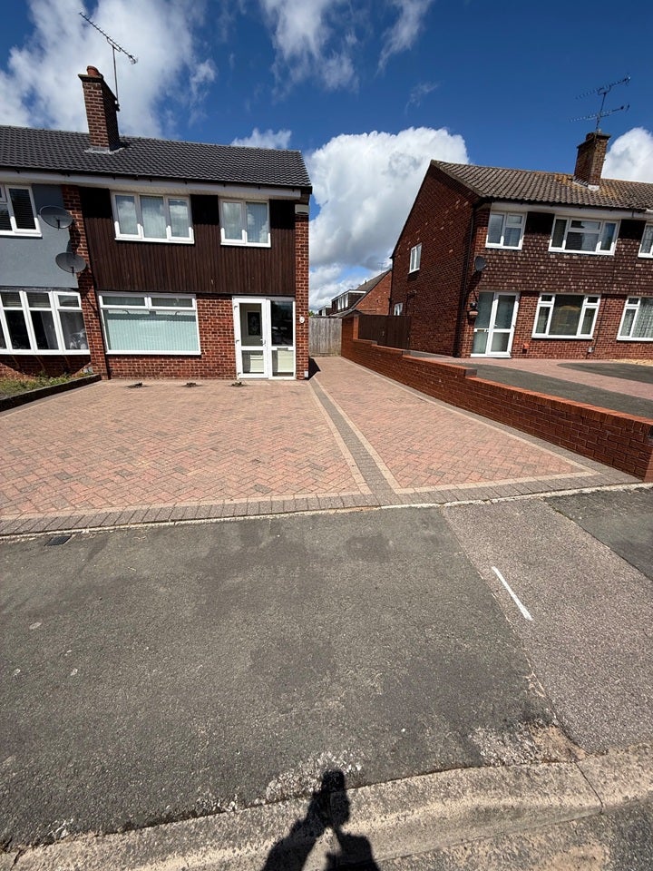 House Thirlmere Road in Nuneaton and Bedworth