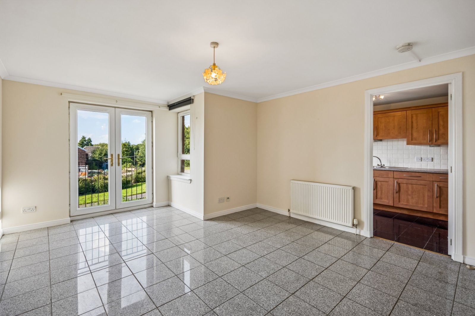 Flat Harley Gardens in Bonnybridge