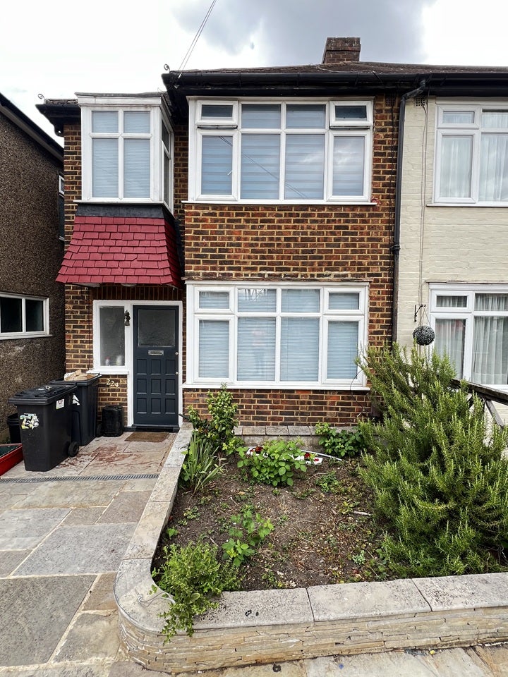 House Garth Road in Greater London