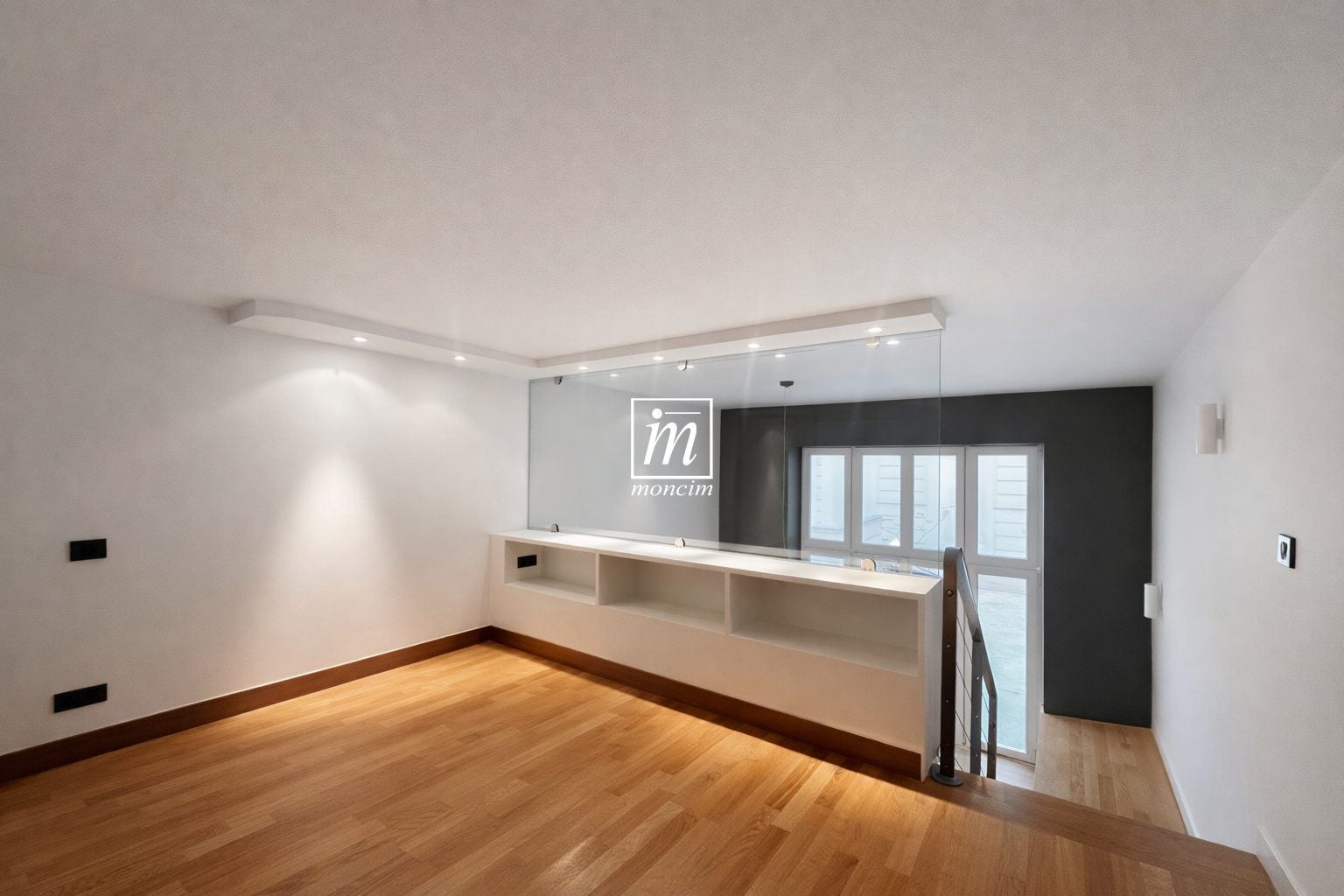 Flat Rue de Madrid in Paris