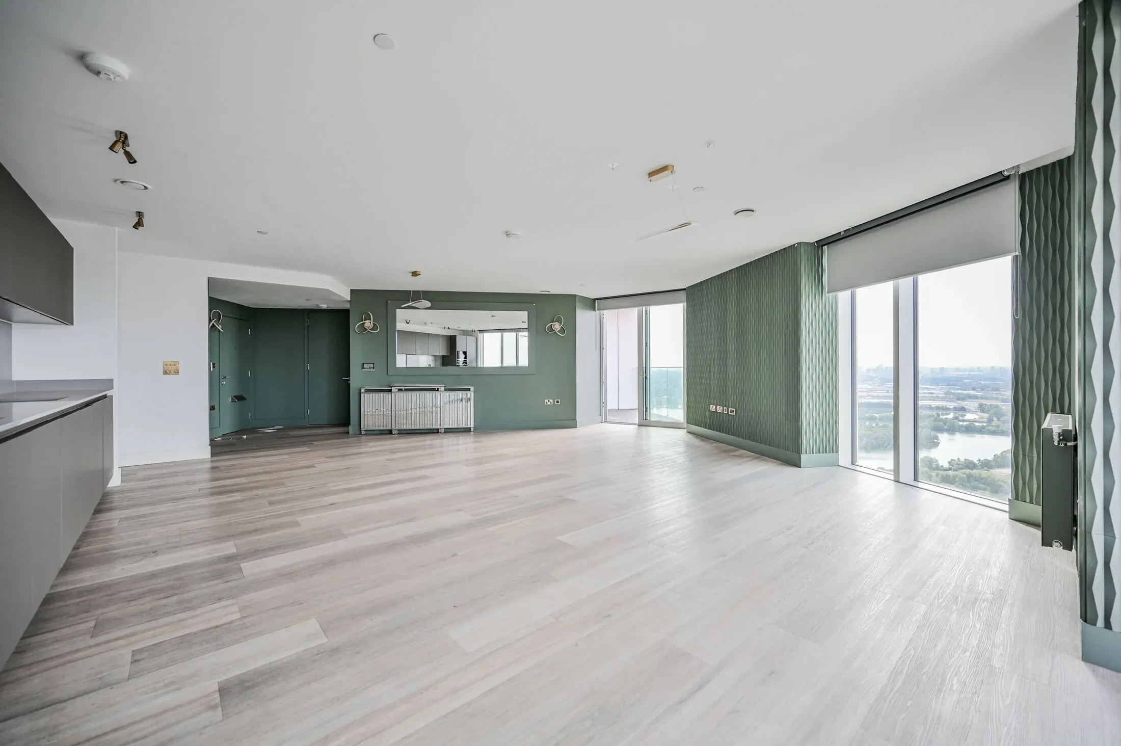 Flat Daneland Walk in Greater London