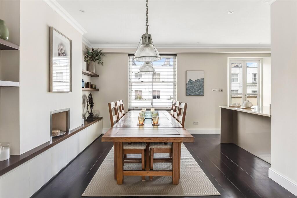 Flat Colville Gardens in Greater London