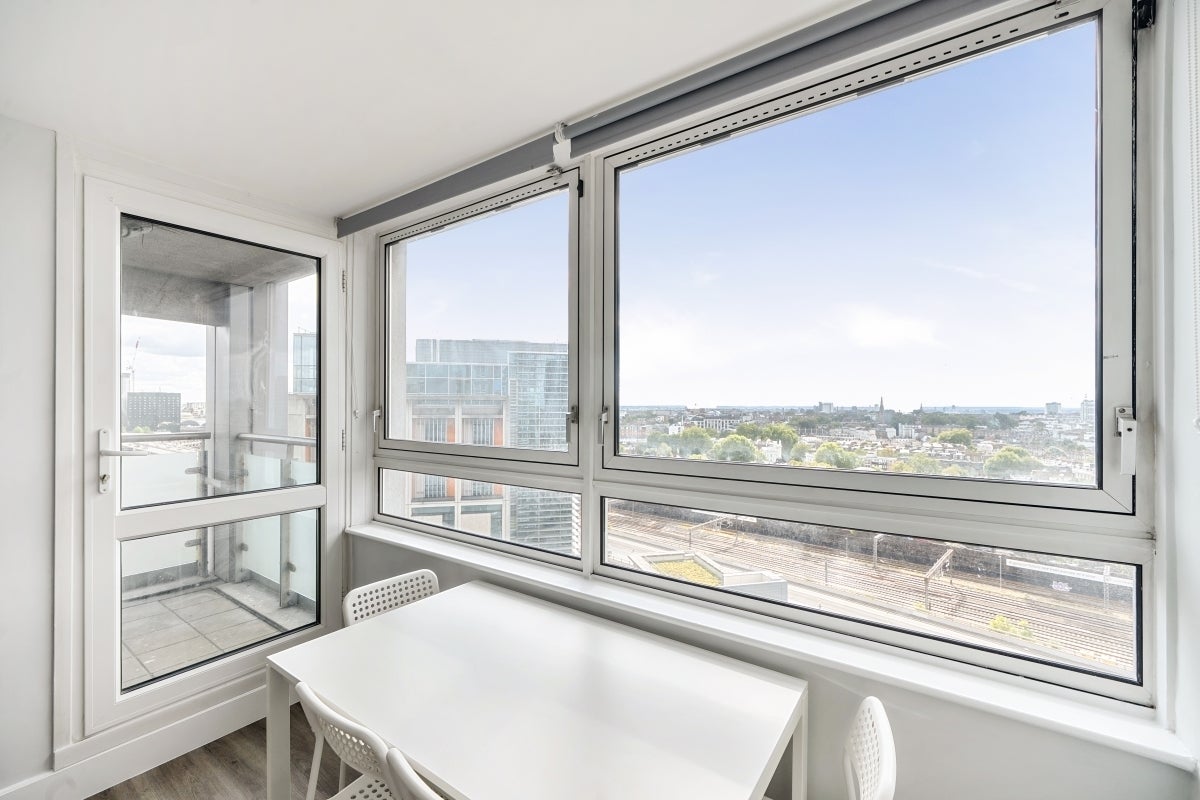 Flat Harrow Road in City of Westminster