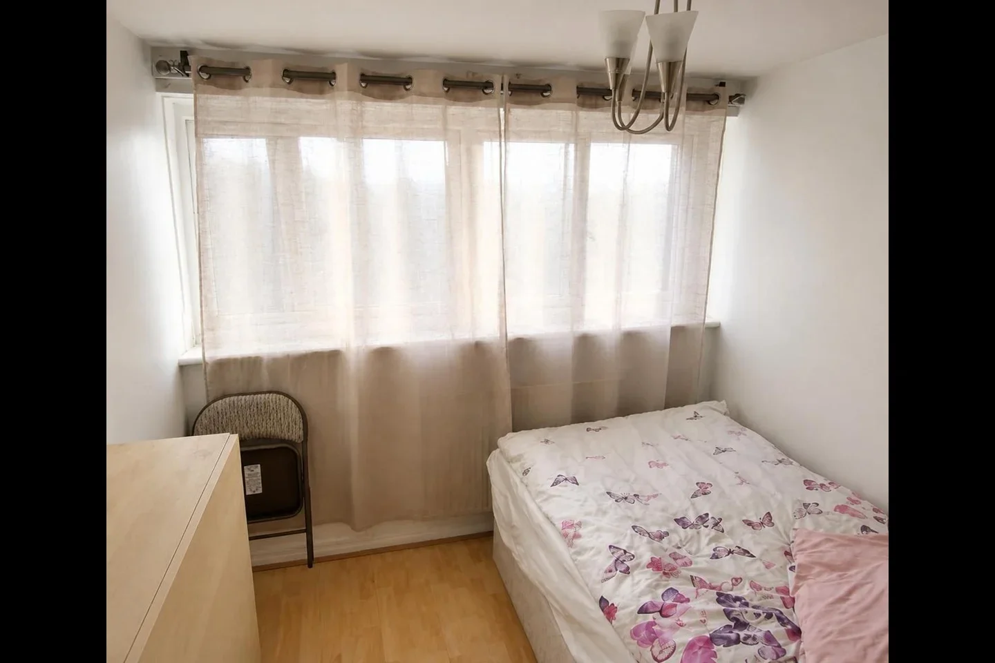 Room Rockingham Street in Greater London