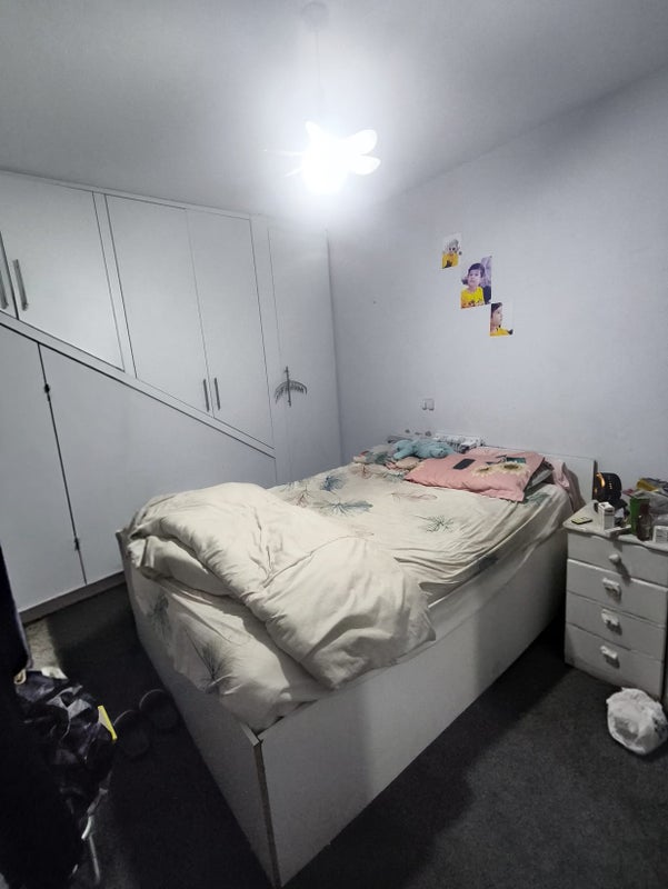 Room Willoughby Road in Slough