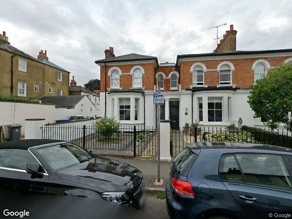 Room Grove Road in Windsor