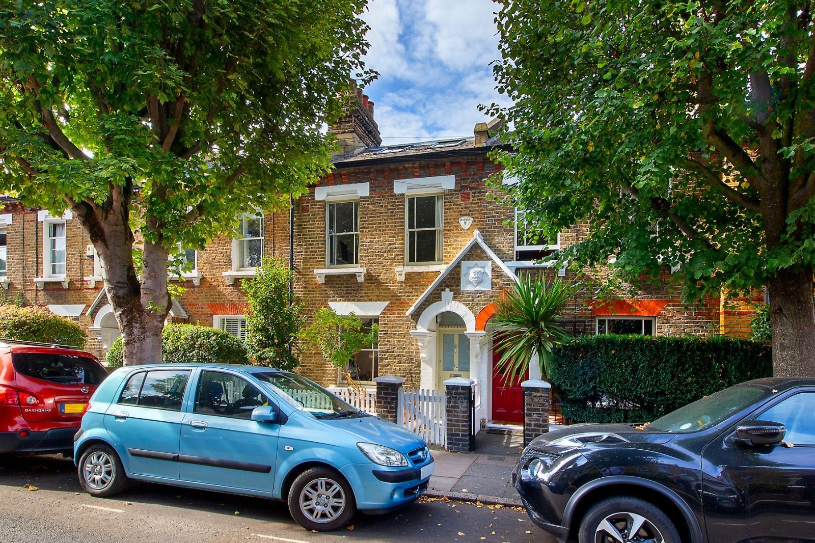 House Elsley Road in Greater London