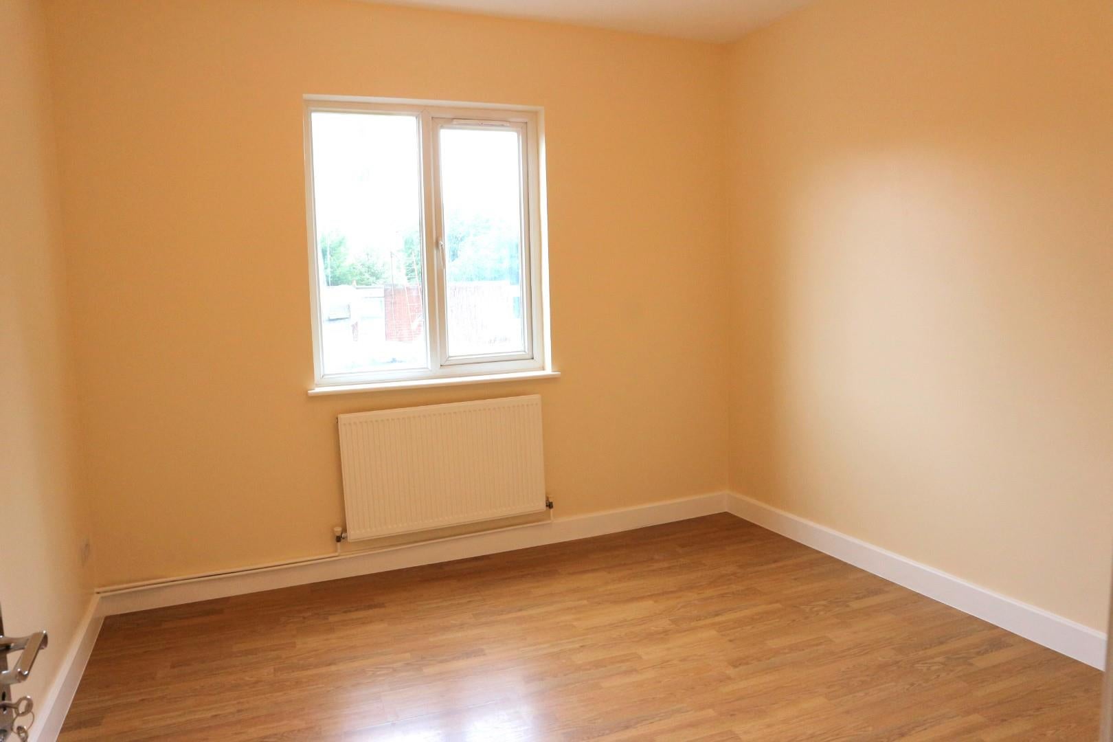Flat Seven Sisters Road in Greater London